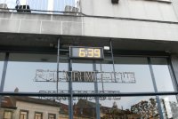 place Fernand Cocq 06 ;39 am {JPEG}