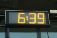 Il est 06h39 place Fernand Cocq {JPEG}